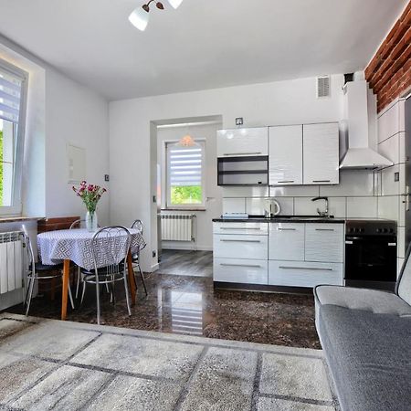 Ceglany Apartament 下乌斯奇基 外观 照片