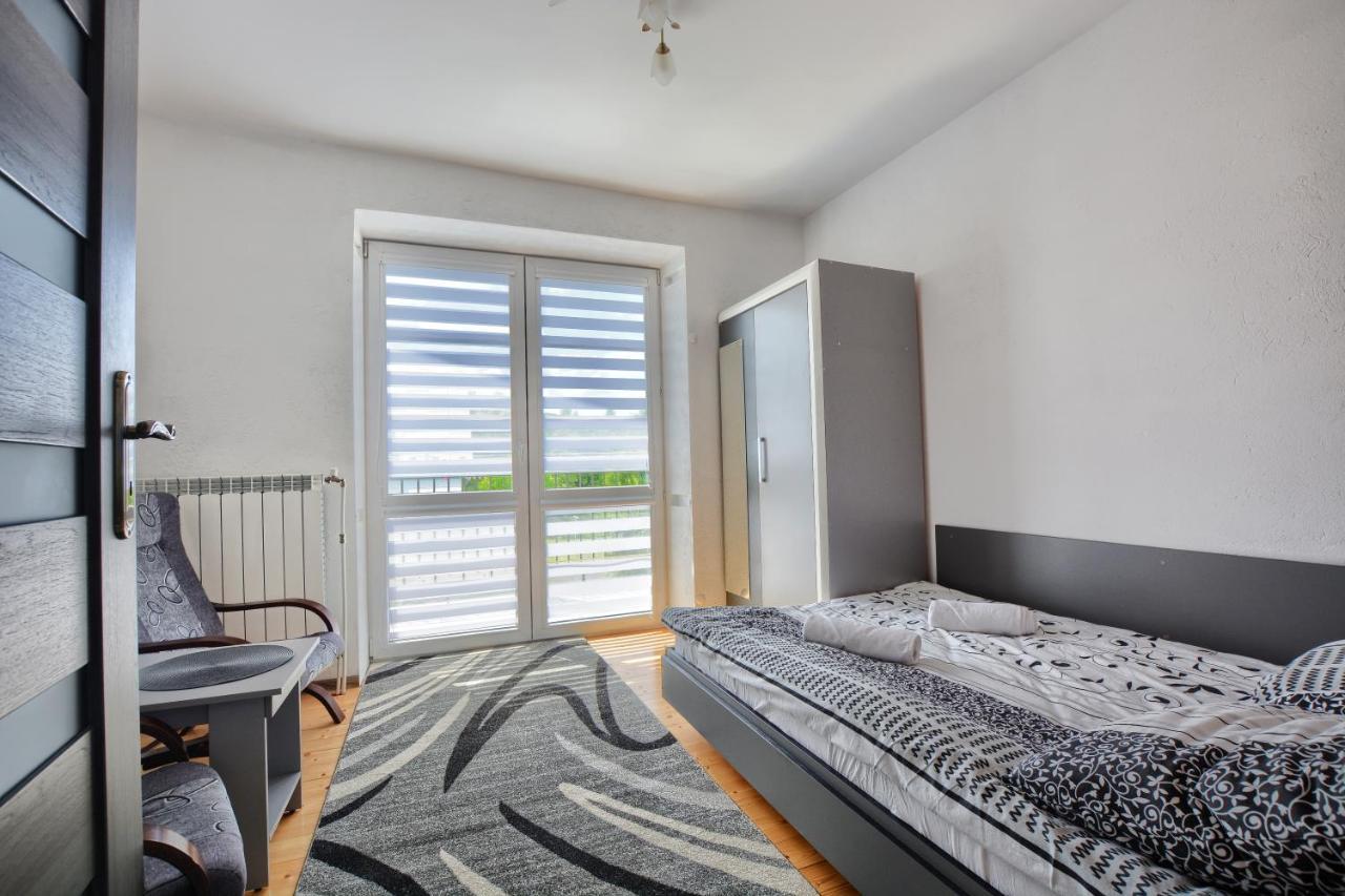 Ceglany Apartament 下乌斯奇基 外观 照片